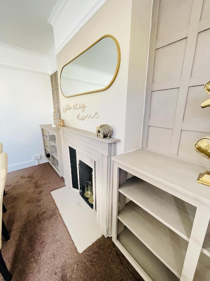 Lovely Dog Friendly, 3 Bed Home Sleeps 8, With Parking & Fenced Garden Work Contractor Leisure, Jasper Cambridge  Bagian luar foto