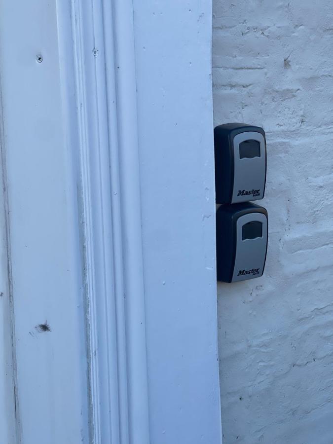 Lovely Dog Friendly, 3 Bed Home Sleeps 8, With Parking & Fenced Garden Work Contractor Leisure, Jasper Cambridge  Bagian luar foto