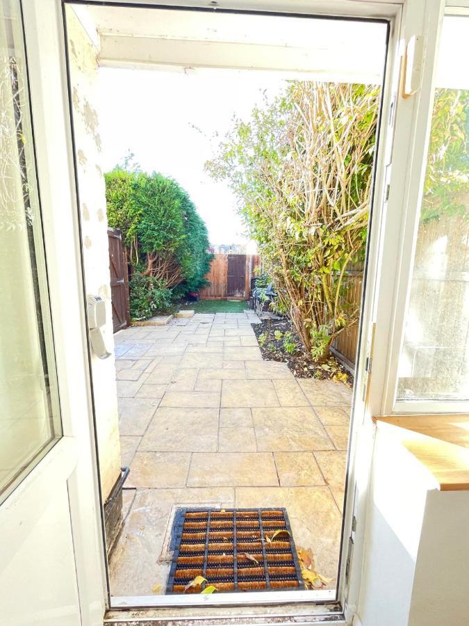 Lovely Dog Friendly, 3 Bed Home Sleeps 8, With Parking & Fenced Garden Work Contractor Leisure, Jasper Cambridge  Bagian luar foto