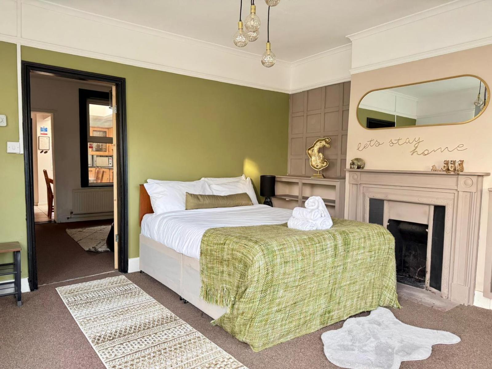 Lovely Dog Friendly, 3 Bed Home Sleeps 8, With Parking & Fenced Garden Work Contractor Leisure, Jasper Cambridge  Bagian luar foto