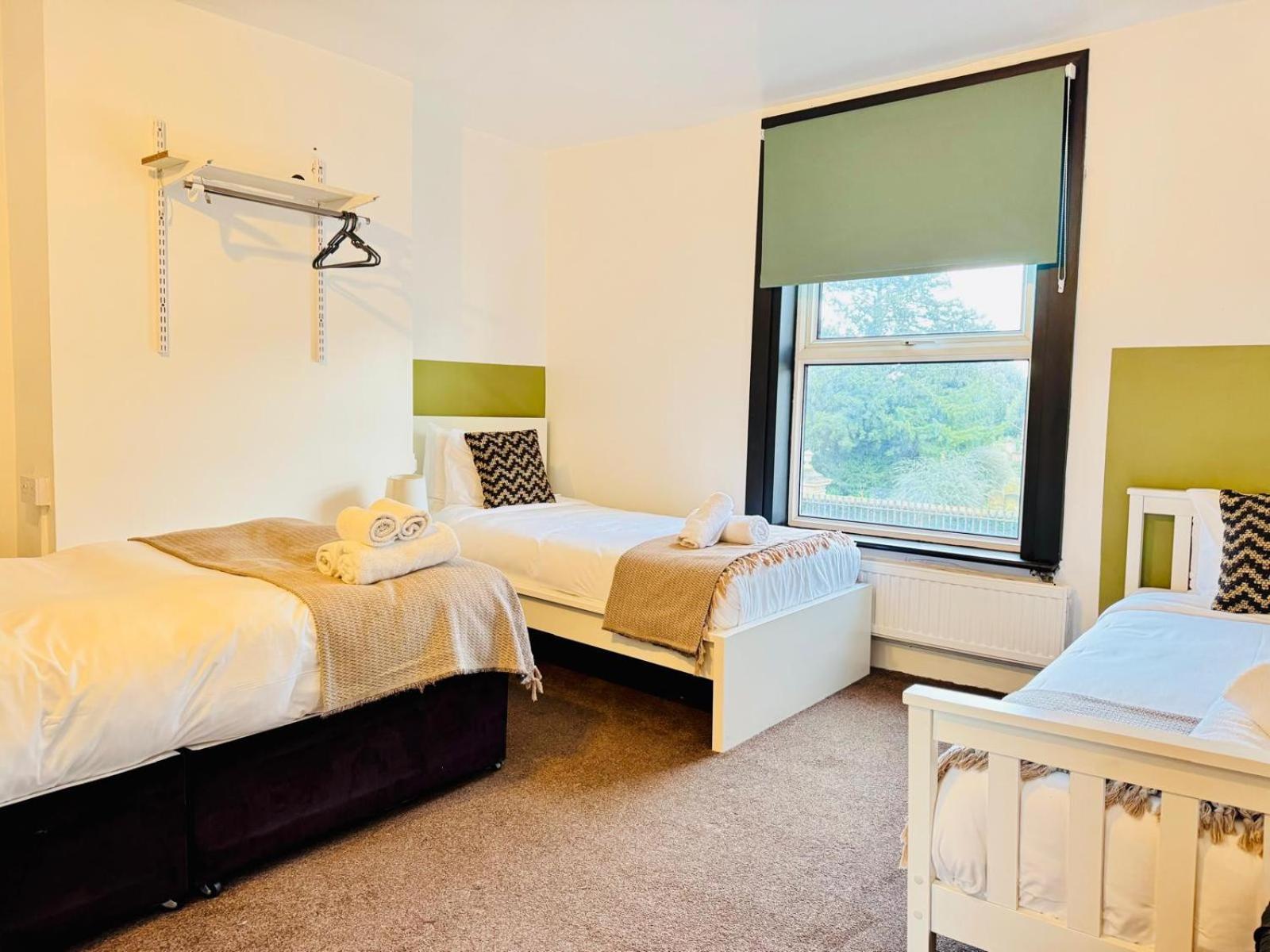 Lovely Dog Friendly, 3 Bed Home Sleeps 8, With Parking & Fenced Garden Work Contractor Leisure, Jasper Cambridge  Bagian luar foto
